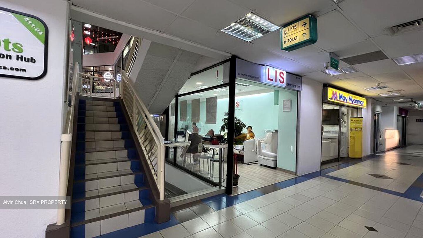 Bukit Timah Shopping Centre (D21), Shop House #628800121